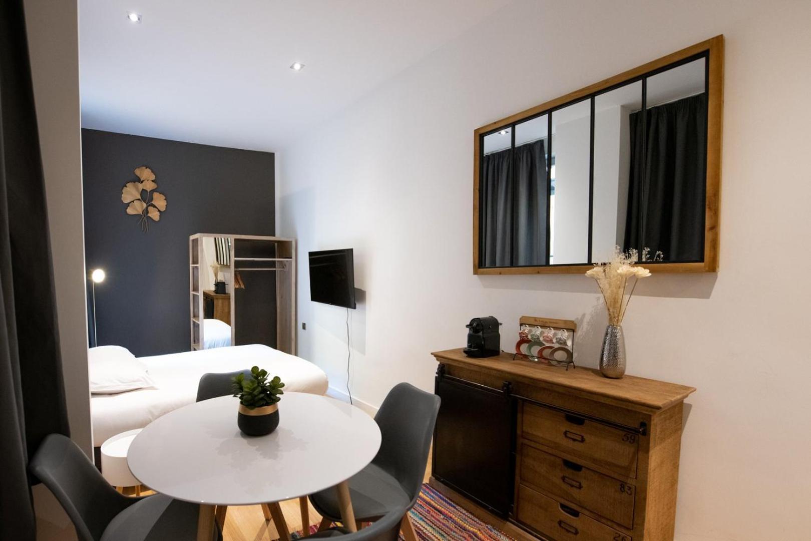 Le St Germain - Petillant Studio Decore Avec Gout En Centre-Ville Lyon Exterior photo